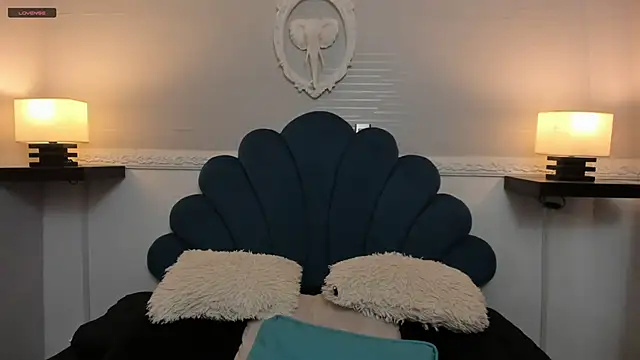 AndreGill online show from April 2026 12:54:02 PM