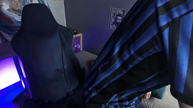 Snapshot of Criss_Adams chatting on January 2026 02:28:01 AM Criss Adams online show from January 2026 02:28:01 AM