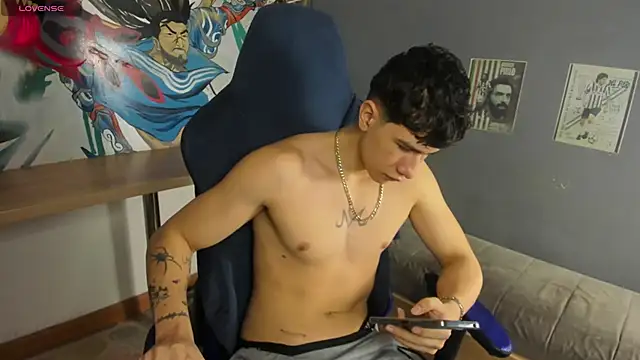 Snapshot of Criss_Adams chatting on February 2026 11:53:01 AM Criss Adams online show from February 2026 11:53:01 AM