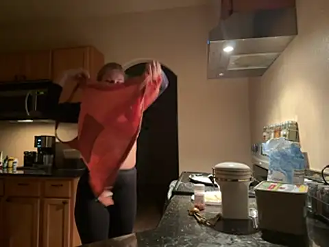 PeachWife online show from March 2026 02:47:02 AM