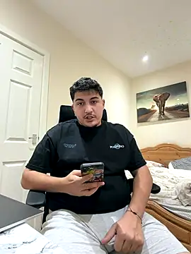 Juliann69Ramiro online show from December 2025 10:37:02 PM