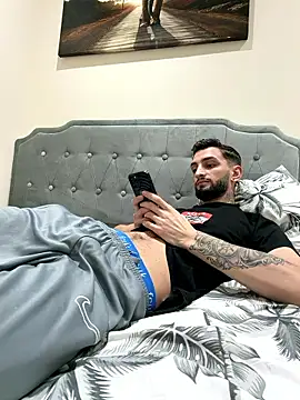 Juliann69Ramiro online show from January 2026 03:21:02 AM