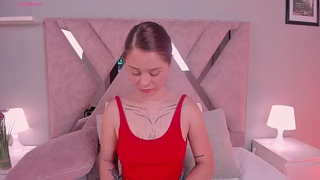 Snapshot of Amelia_Saenz_ chatting on January 2026 05:49:02 PM Amelia Saenz online show from January 2026 05:49:02 PM