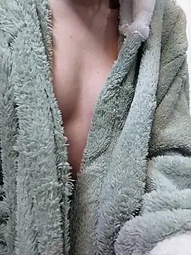 Snapshot of yasmina2020 chatting on January 2026 10:07:02 AM yasmina2020 online show from January 2026 10:07:02 AM