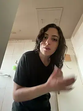 Snapshot of CoquineCharmeuse chatting on February 2026 02:10:02 PM CoquineCharmeuse online show from February 2026 02:10:02 PM