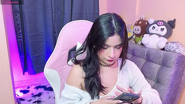 bonnieTaylor1 online show from June 2026 01:51:02 AM