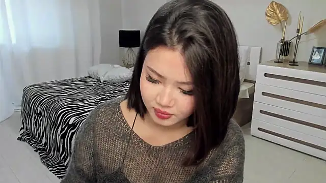 Snapshot of Brunette_Charm chatting on February 2026 11:25:01 AM Brunette Charm online show from February 2026 11:25:01 AM