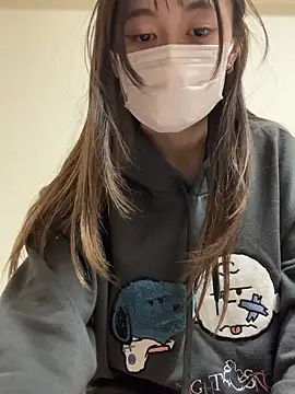 Snapshot of shuka-xoxo chatting on January 2026 04:11:01 PM shuka-xoxo online show from January 2026 04:11:01 PM