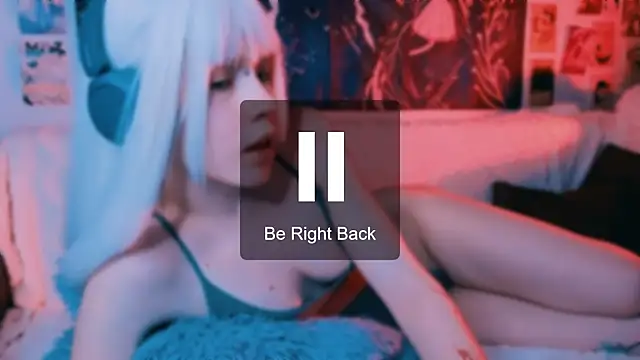 PeacchyPawss online show from February 2026 11:53:02 PM