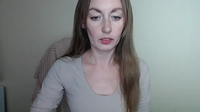 LiaSeass  online show from May 2026 12:21:02 PM