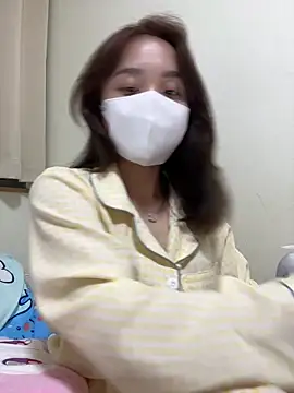 Baby22223 online show from March 2026 01:06:01 PM