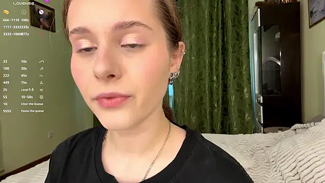 Snapshot of MiaBlanko chatting on February 2026 10:25:02 AM MiaBlanko online show from February 2026 10:25:02 AM