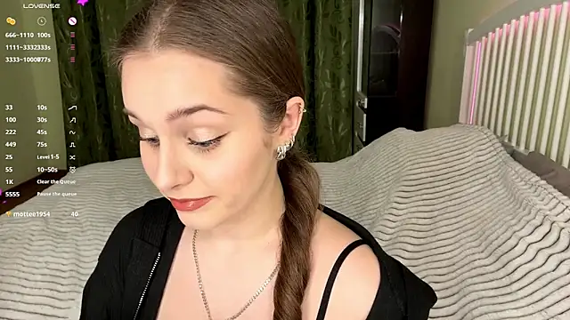 Snapshot of MiaBlanko chatting on February 2026 03:12:01 PM MiaBlanko online show from February 2026 03:12:01 PM