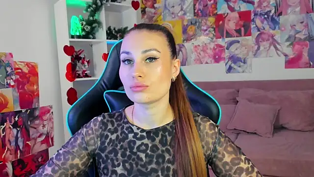 Snapshot of NoraFoxes chatting on December 2025 03:40:02 PM NoraFoxes online show from December 2025 03:40:02 PM