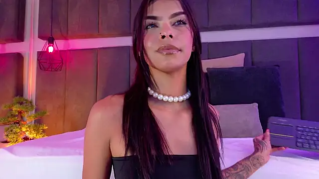 luna blannco online show from March 2026 01:50:01 PM