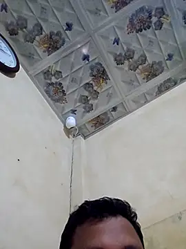 SHARIF12123 online show from December 2025 01:29:01 PM