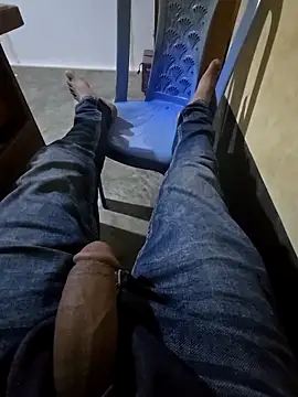 SHARIF12123 online show from December 2025 07:39:02 AM