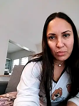 Snapshot of Fatisexy88 chatting on May 2026 01:08:01 PM Fatisexy88 online show from May 2026 01:08:01 PM
