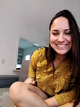 Snapshot of Fatisexy88 chatting on June 2026 01:57:02 PM Fatisexy88 online show from June 2026 01:57:02 PM