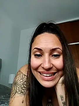 Snapshot of Fatisexy88 chatting on June 2026 02:33:01 PM Fatisexy88 online show from June 2026 02:33:01 PM
