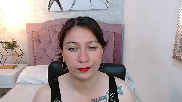 Snapshot of amanda_rousee chatting on January 2026 12:29:02 PM amanda rousee online show from January 2026 12:29:02 PM