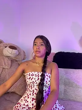 Snapshot of Ana_herrera chatting on December 2025 11:28:02 AM Ana herrera online show from December 2025 11:28:02 AM