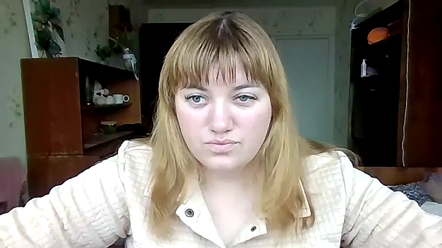 Snapshot of swett_girll chatting on February 2026 12:49:01 PM swett girll online show from February 2026 12:49:01 PM