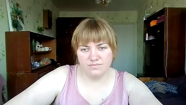 Snapshot of swett_girll chatting on February 2026 12:39:02 PM swett girll online show from February 2026 12:39:02 PM