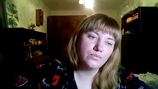 Snapshot of swett_girll chatting on February 2026 05:00:02 PM swett girll online show from February 2026 05:00:02 PM