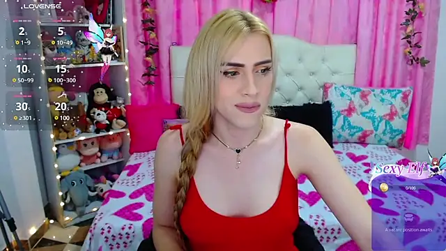 Snapshot of golden_girl01 chatting on February 2025 06:02:02 PM golden girl01 online show from February 2025 06:02:02 PM