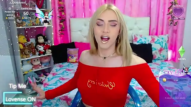 Snapshot of golden_girl01 chatting on March 2025 07:04:02 PM golden girl01 online show from March 2025 07:04:02 PM