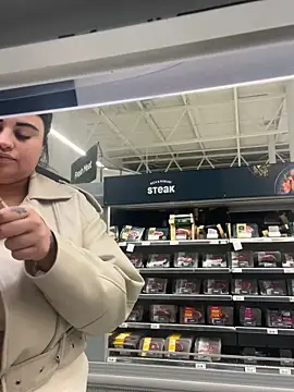 Snapshot of Curvybabesxxo chatting on February 2026 07:21:01 PM Curvybabesxxo online show from February 2026 07:21:01 PM