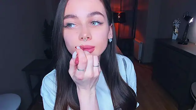 Snapshot of YvonneRobes chatting on January 2026 07:37:02 PM YvonneRobes online show from January 2026 07:37:02 PM