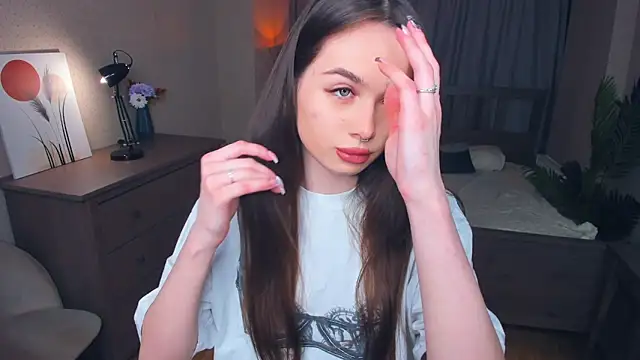 Snapshot of YvonneRobes chatting on February 2026 07:09:02 PM YvonneRobes online show from February 2026 07:09:02 PM