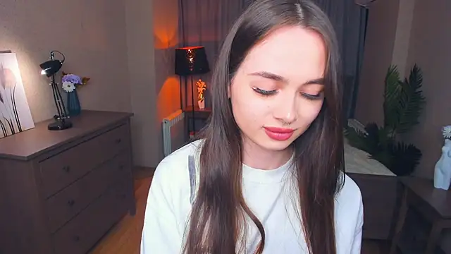 Snapshot of YvonneRobes chatting on February 2026 07:17:02 PM YvonneRobes online show from February 2026 07:17:02 PM