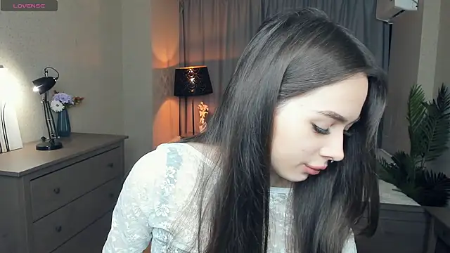 Snapshot of YvonneRobes chatting on February 2026 07:42:02 PM YvonneRobes online show from February 2026 07:42:02 PM