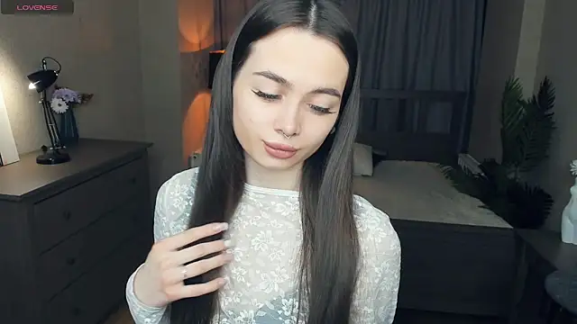 Snapshot of YvonneRobes chatting on February 2026 07:32:02 PM YvonneRobes online show from February 2026 07:32:02 PM