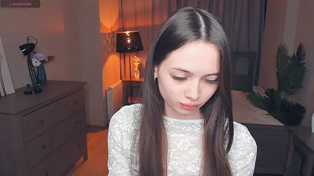 Snapshot of YvonneRobes chatting on February 2026 07:21:02 PM YvonneRobes online show from February 2026 07:21:02 PM