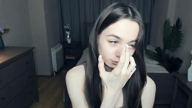 Snapshot of YvonneRobes chatting on February 2026 07:14:02 PM YvonneRobes online show from February 2026 07:14:02 PM