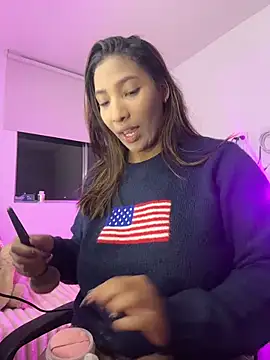 Snapshot of channelportman chatting on February 2026 02:19:01 AM channelportman online show from February 2026 02:19:01 AM