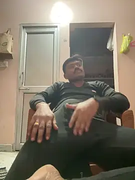 Snapshot of x143567 chatting on December 2025 05:58:01 AM x143567 online show from December 2025 05:58:01 AM