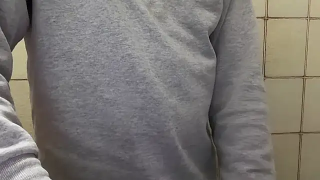 Snapshot of veinpill666 chatting on February 2026 03:50:02 PM veinpill666 online show from February 2026 03:50:02 PM