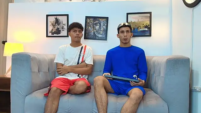 Snapshot of DIAMOND_BLACKS chatting on January 2026 07:23:02 AM DIAMOND BLACKS online show from January 2026 07:23:02 AM