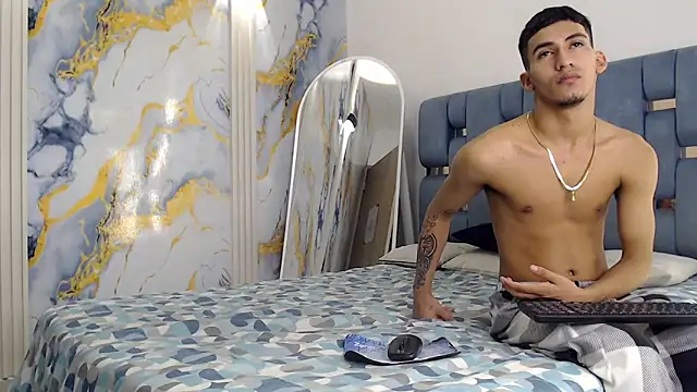 DIAMOND BLACKS online show from April 2026 07:35:01 AM