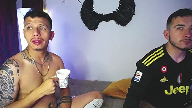 Snapshot of Noha_and_Iam chatting on February 2026 11:31:01 AM Noha and Iam online show from February 2026 11:31:01 AM