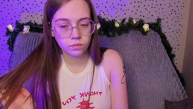 Snapshot of miya_soft chatting on December 2025 01:02:02 AM miya soft online show from December 2025 01:02:02 AM