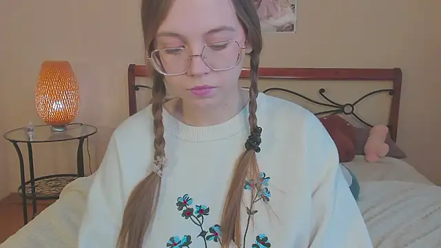 Snapshot of miya_soft chatting on February 2026 06:40:02 AM miya soft online show from February 2026 06:40:02 AM