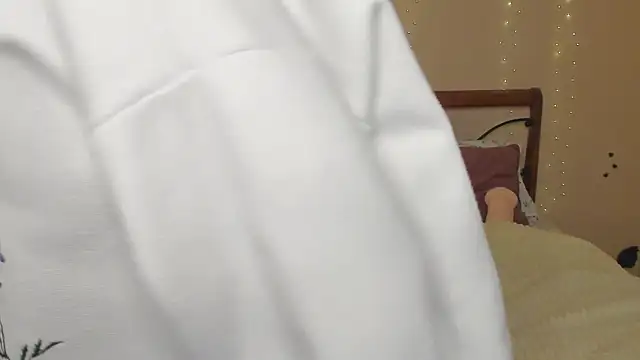 Snapshot of miya_soft chatting on February 2026 01:27:01 AM miya soft online show from February 2026 01:27:01 AM