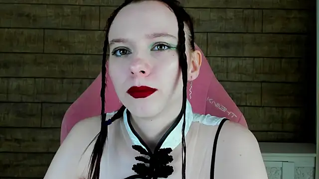 Snapshot of ArinaKubrick chatting on June 2026 04:33:01 PM ArinaKubrick online show from June 2026 04:33:01 PM