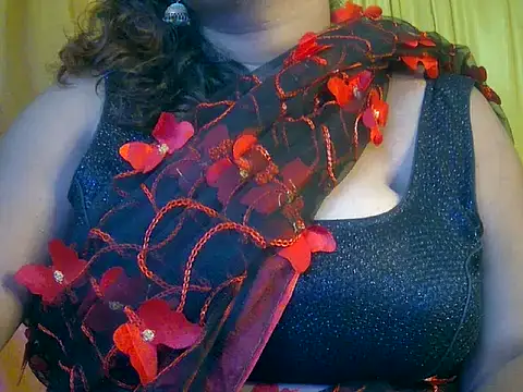 MISTI KOLK online show from May 2026 08:33:02 AM